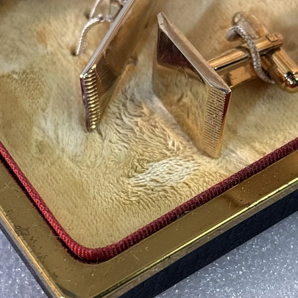 Vintage Shields Fifth Avenue Gold Tone 